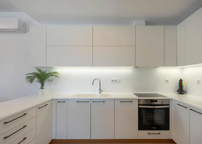 Lagaditis * Λεύκες