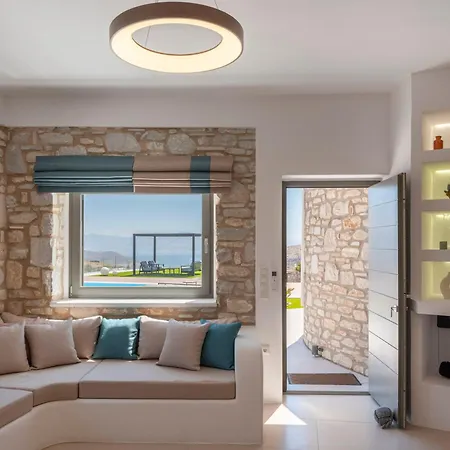 Lagaditis Lefkes (Paros)